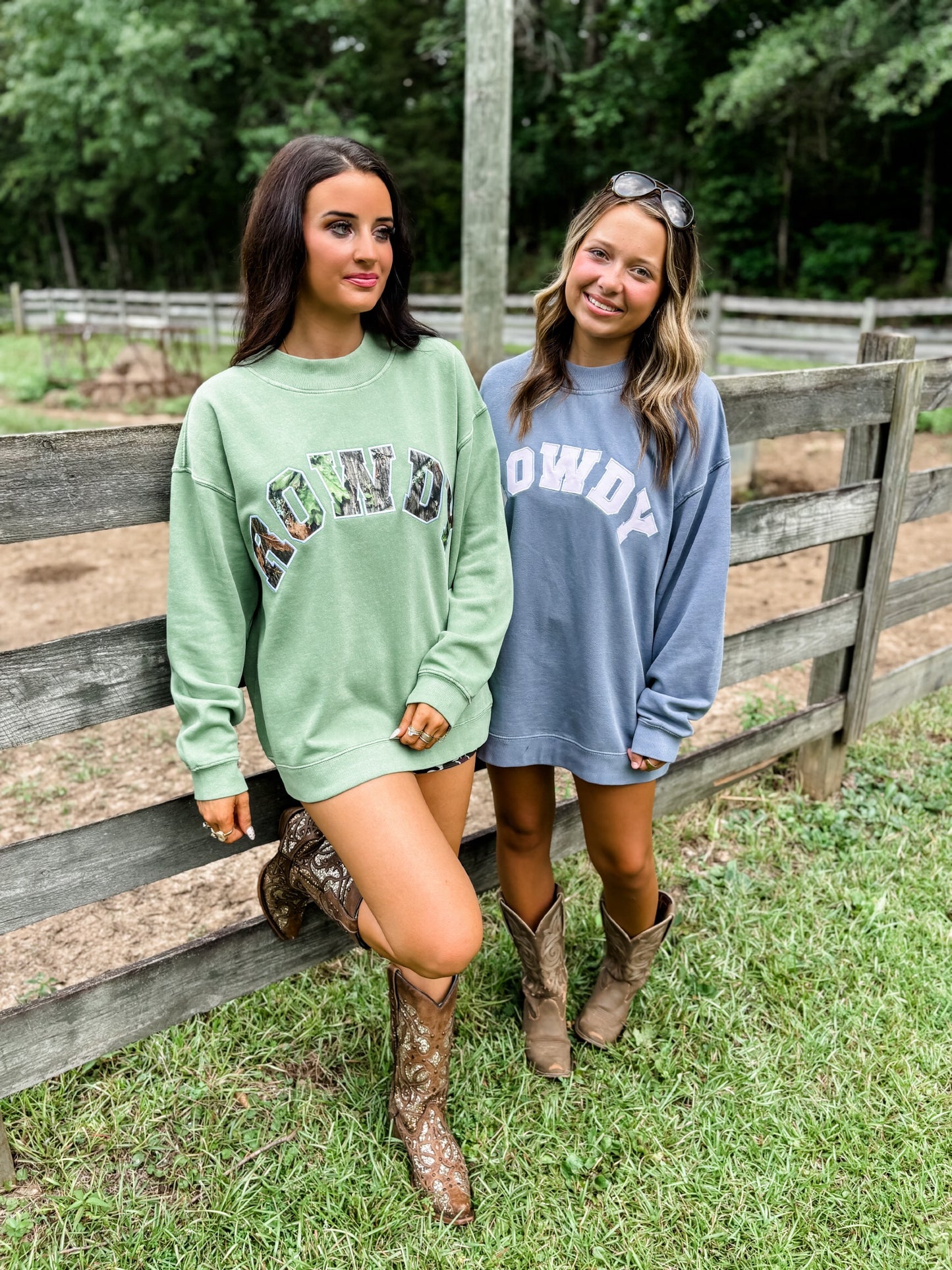ROWDY Sweatshirt - blue